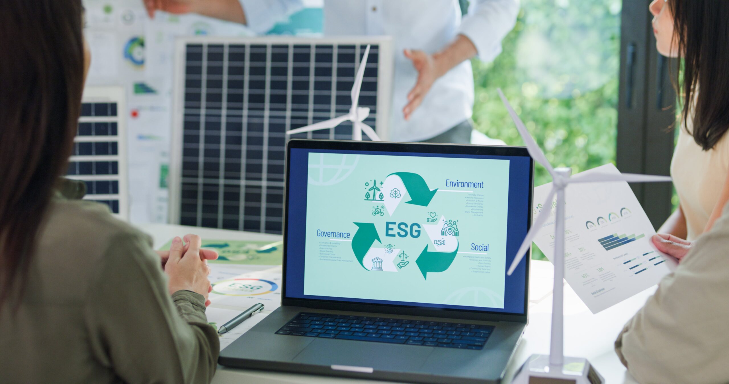 Tecnologia e ESG: como tornar a sua empresa mais sustentável e preparada para o futuro